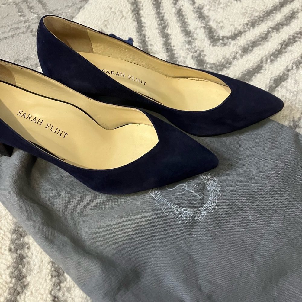 EUC Sarah Flint Navy Suede Pumps - Picture 2 of 6